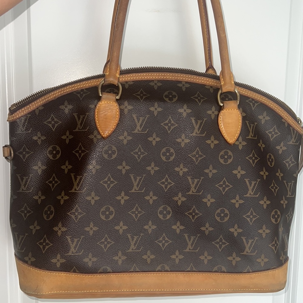 Authentic Louis Vuitton Lock It Horizontal Shoulder Bag LV Monogram Brown Tan - Picture 11 of 17
